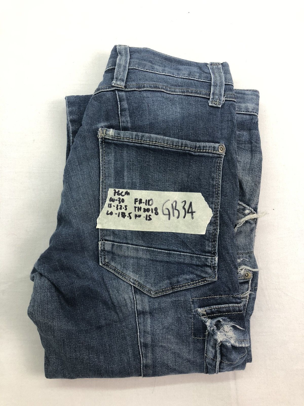 Japanese Brand Japanese IZ 7250 Distressed Denim Utility Multipocket Cargo Size US 30 / EU 46 - 24 Thumbnail