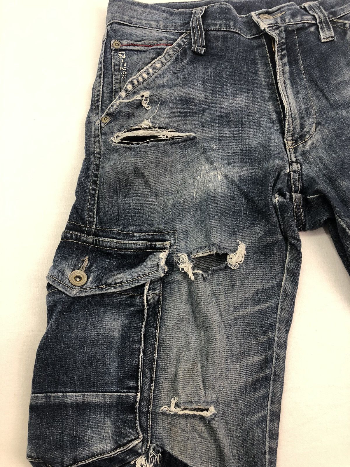 Japanese Brand Japanese IZ 7250 Distressed Denim Utility Multipocket Cargo Size US 30 / EU 46 - 9 Thumbnail