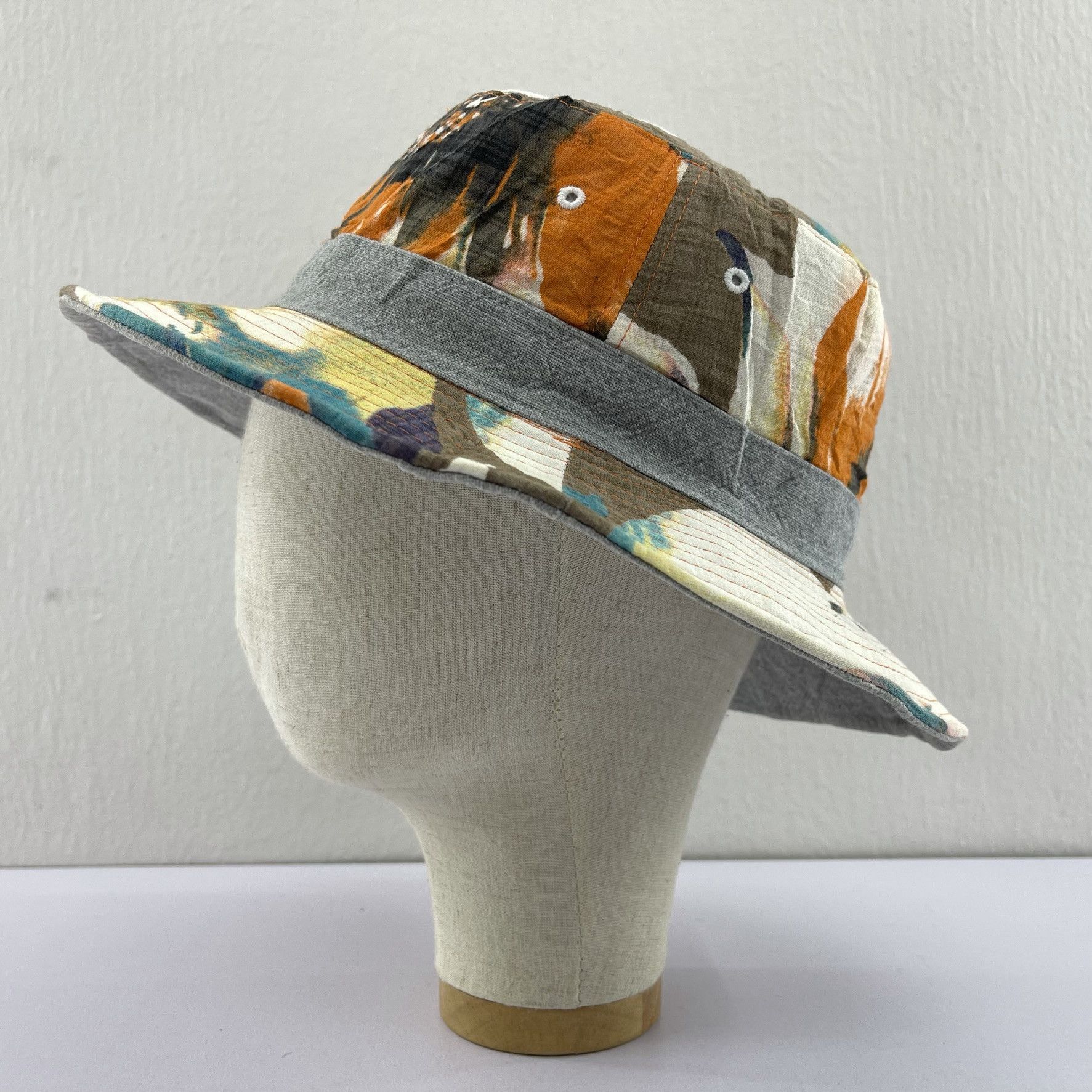 Other Clef Reversible Nice Design Bucket Hats-BH3002 Size ONE SIZE - 1 Thumbnail