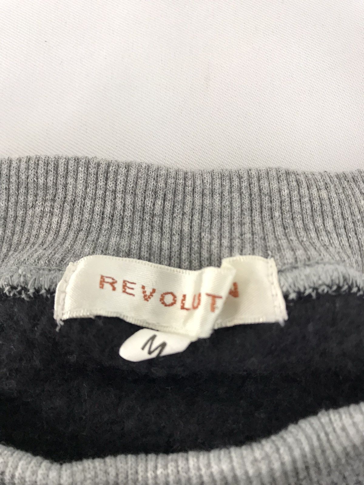 Vintage 90s Revolution Dog Hunting Sweatshirt Colour Block Style Size US M / EU 48-50 / 2 - 4 Thumbnail