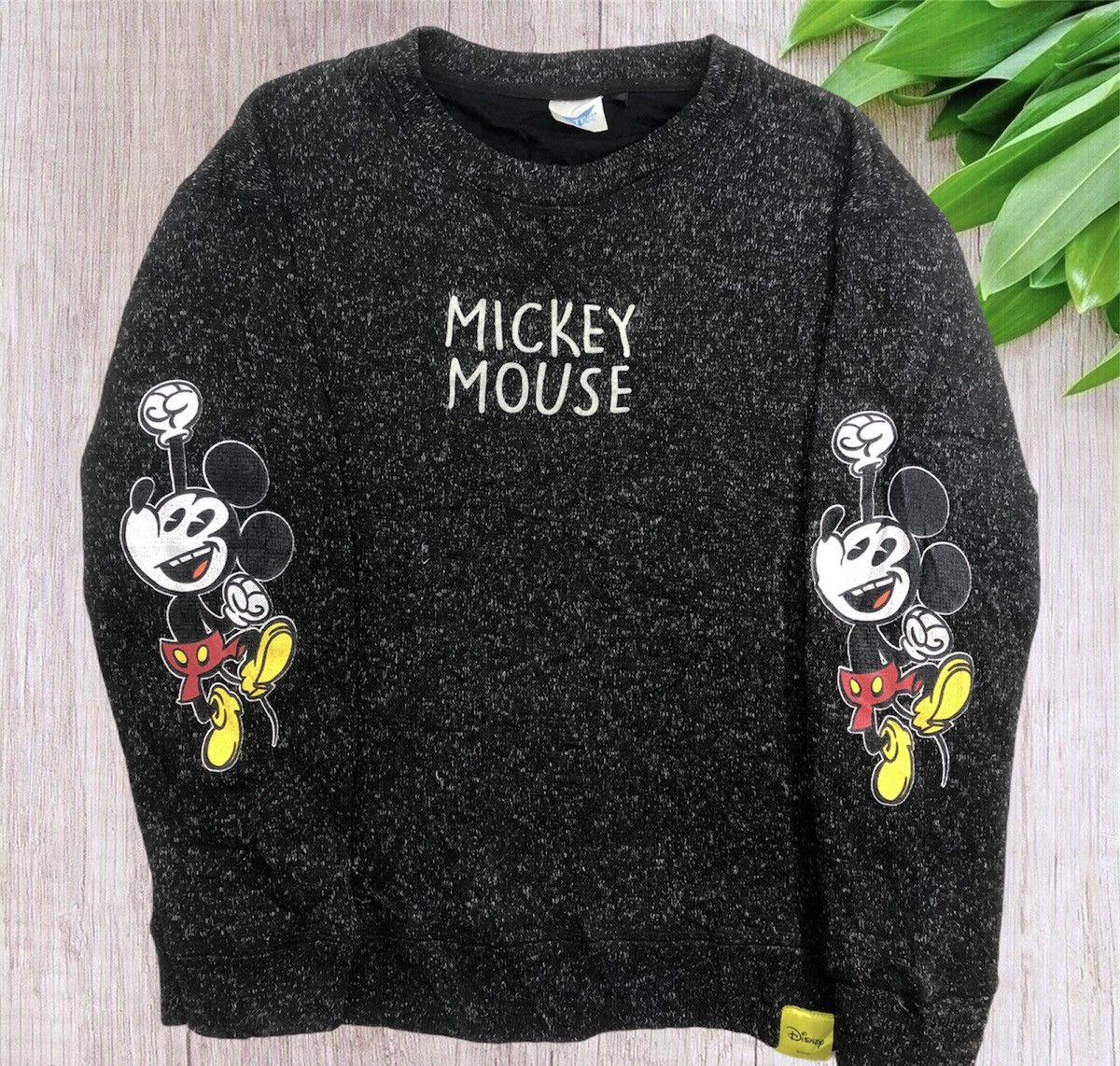 Disney Vintage Mickey Mouse faded pull over sweater Size US L / EU 52-54 / 3 - 1 Thumbnail