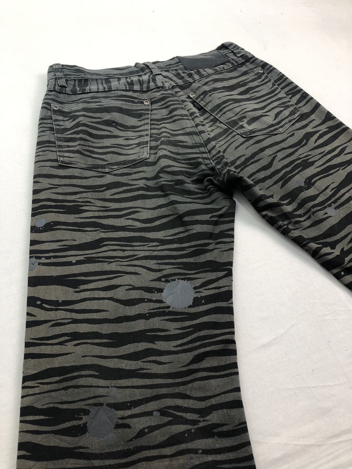 Japanese Brand × Vintage Japanese Dept Leopard strips Splatter Paint Pants Size US 28 / EU 44 - 16 Thumbnail