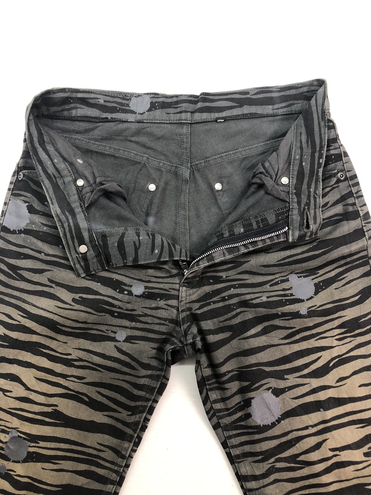 Japanese Brand × Vintage Japanese Dept Leopard strips Splatter Paint Pants Size US 28 / EU 44 - 8 Thumbnail