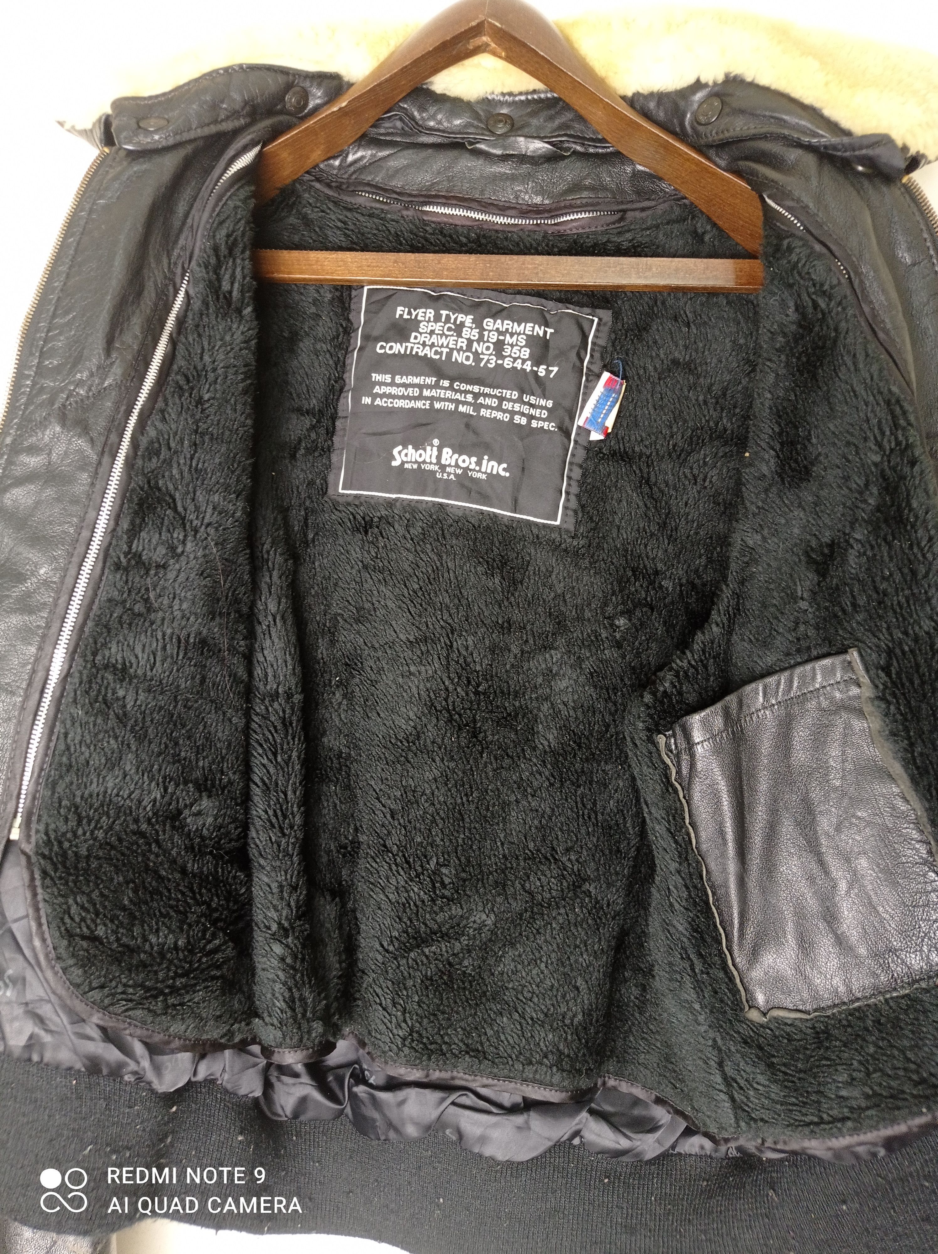 Schott 🔥Vintage Schott flight jacket Made In Usa🔥 Size US M / EU 48-50 / 2 - 8 Thumbnail