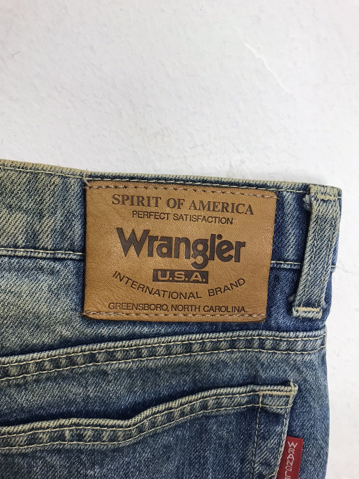 Vintage × Wrangler 80s 90s Wrangler USA Distressed Denim Jeans Indigo Size US 32 / EU 48 - 7 Thumbnail