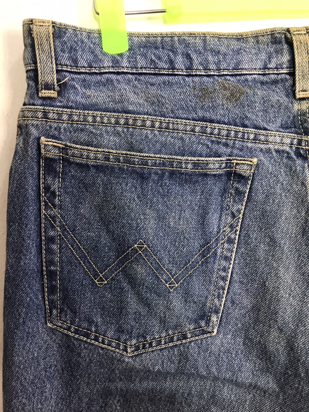 Vintage × Wrangler 80s 90s Wrangler USA Distressed Denim Jeans Indigo Size US 32 / EU 48 - 5 Thumbnail
