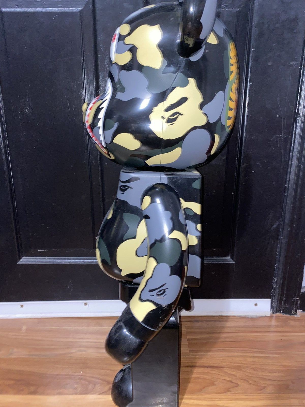 Bape Madison Avenue Camo Shark Be@rbrick 1000% Size ONE SIZE - 6 Thumbnail