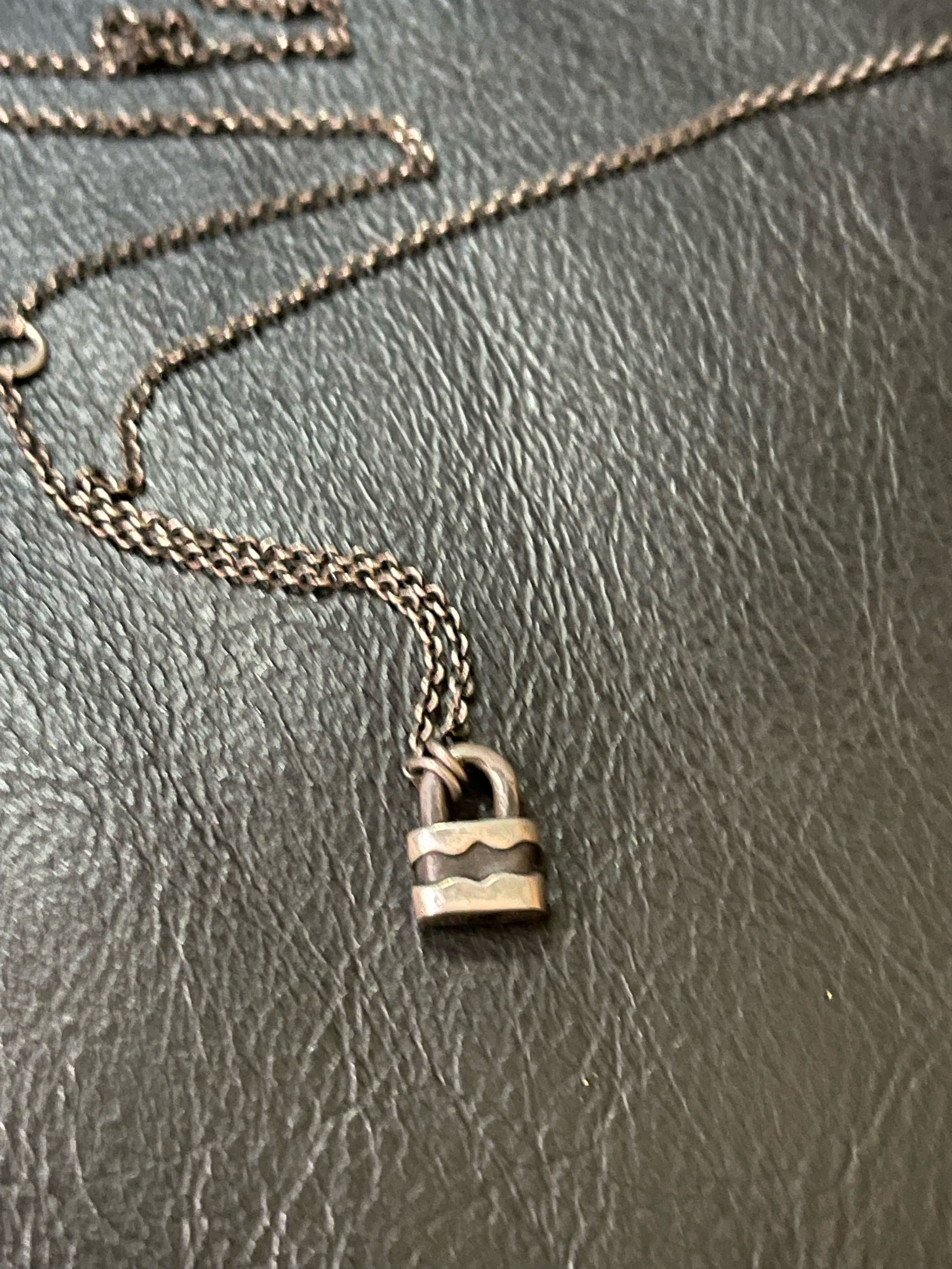 Werkstatt Munchen Werkstatt Munchen 26" Padlock Necklace Silver Punk Emo Goth Size ONE SIZE - 4 Thumbnail