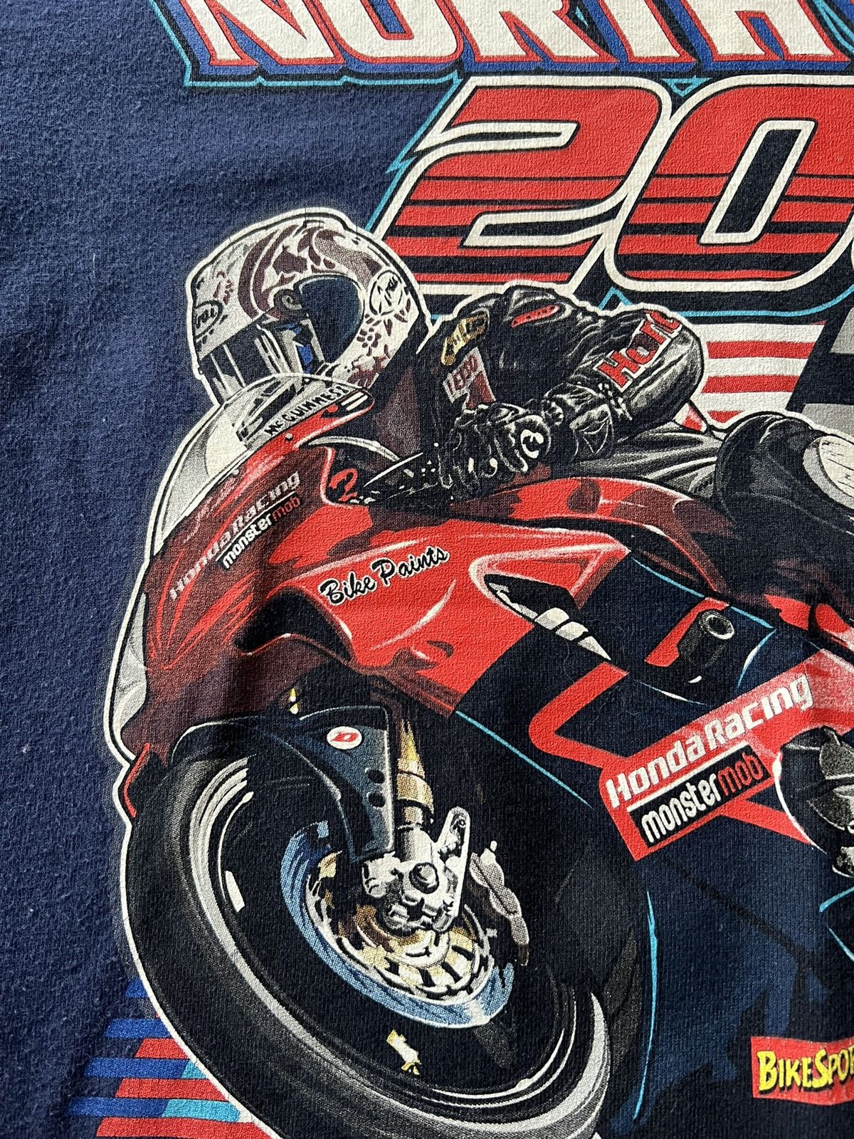 Band Tees Vintage 2002 North West 200 Road Racer Honda Moto Navy Tee Size US S / EU 44-46 / 1 - 4 Thumbnail