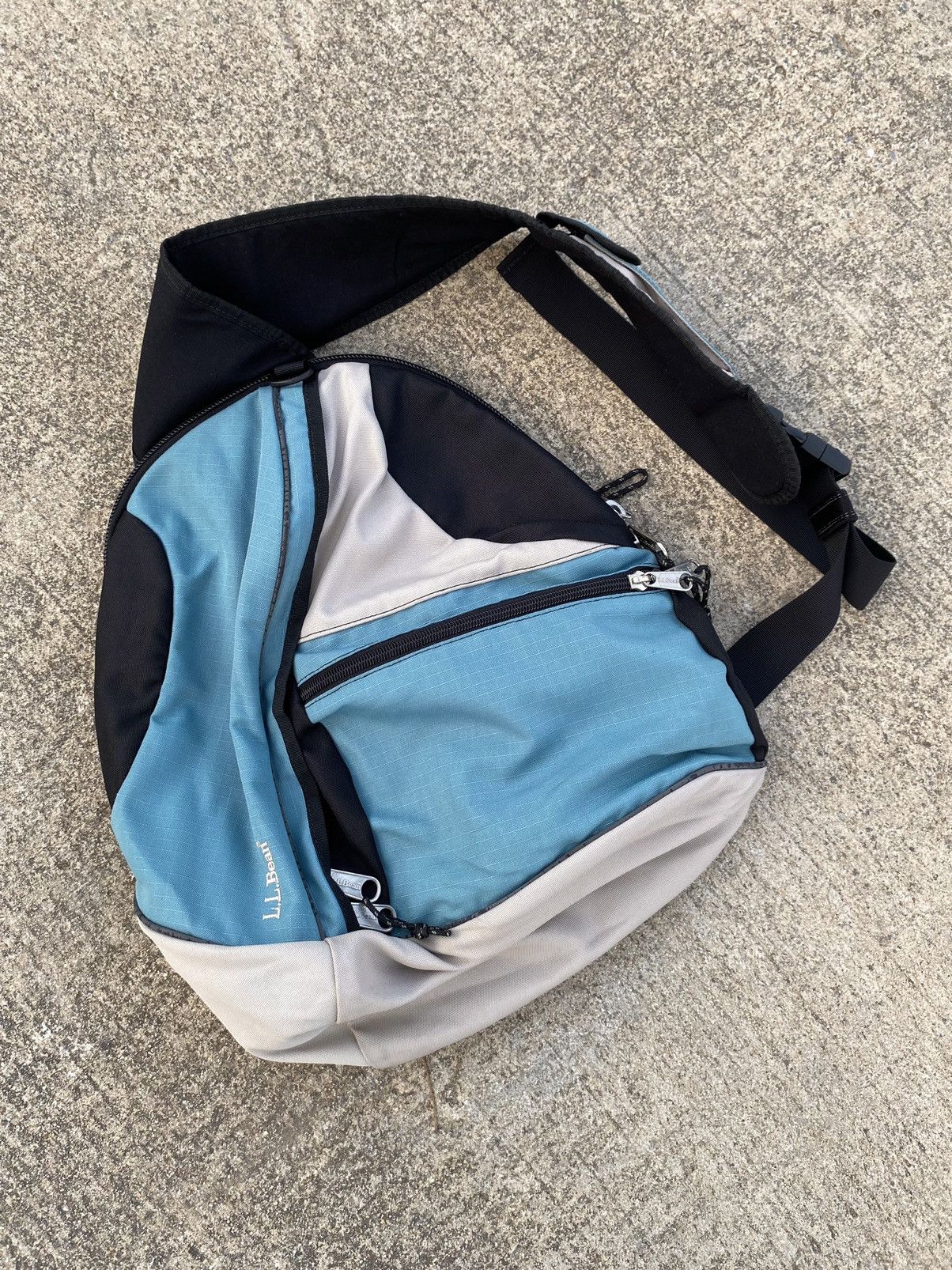 L.L. Bean × Vintage Vintage LL Bean Crossbody Bag Y2K Rare Size ONE SIZE - 1 Thumbnail