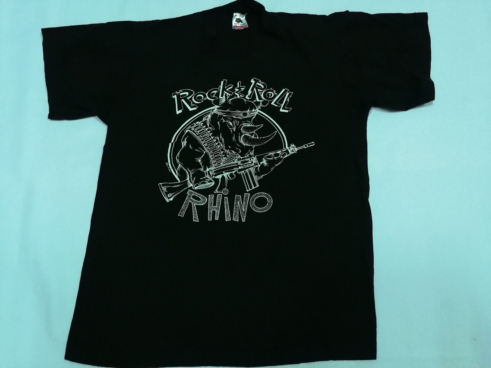 image of Band Tees x Rock T Shirt Very Vintage 90's Classic Rock N Roll Rhino Music 1991 in Black (Size Smal
