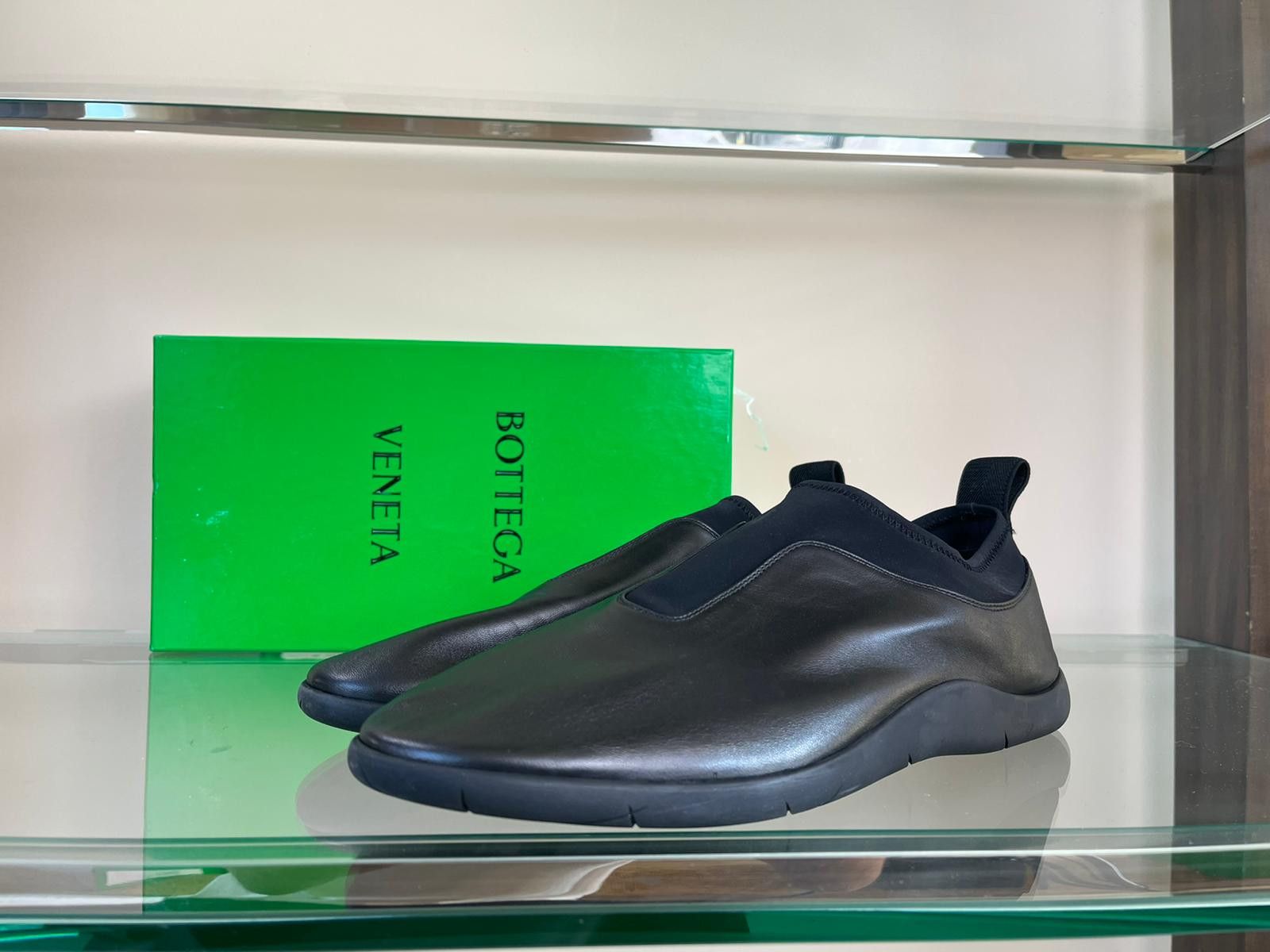 image of Bottega Veneta Plat Sneakers In Lambskin Lagoon Nappa In Black, Men's (Size 7)