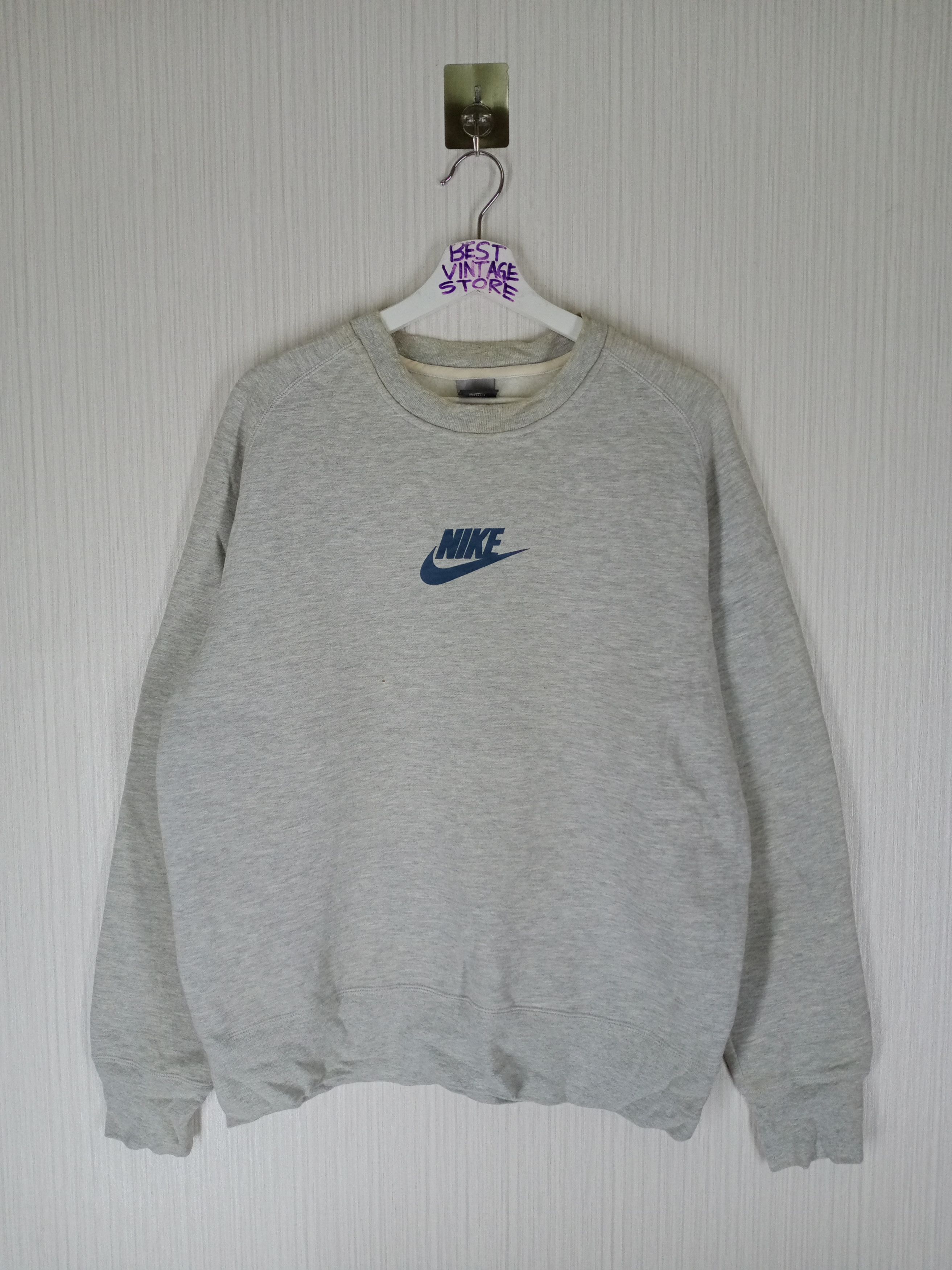 Nike Vintage Nike Center swoosh Small Logo Sweatshirt Size US L / EU 52-54 / 3 - 1 Thumbnail
