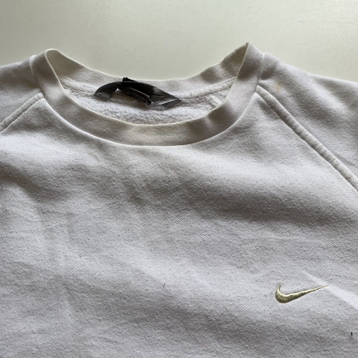Nike Vintage 2000s Nike Embroidered Swoosh Pullover Crewneck Rare Size US L / EU 52-54 / 3 - 2 Thumbnail