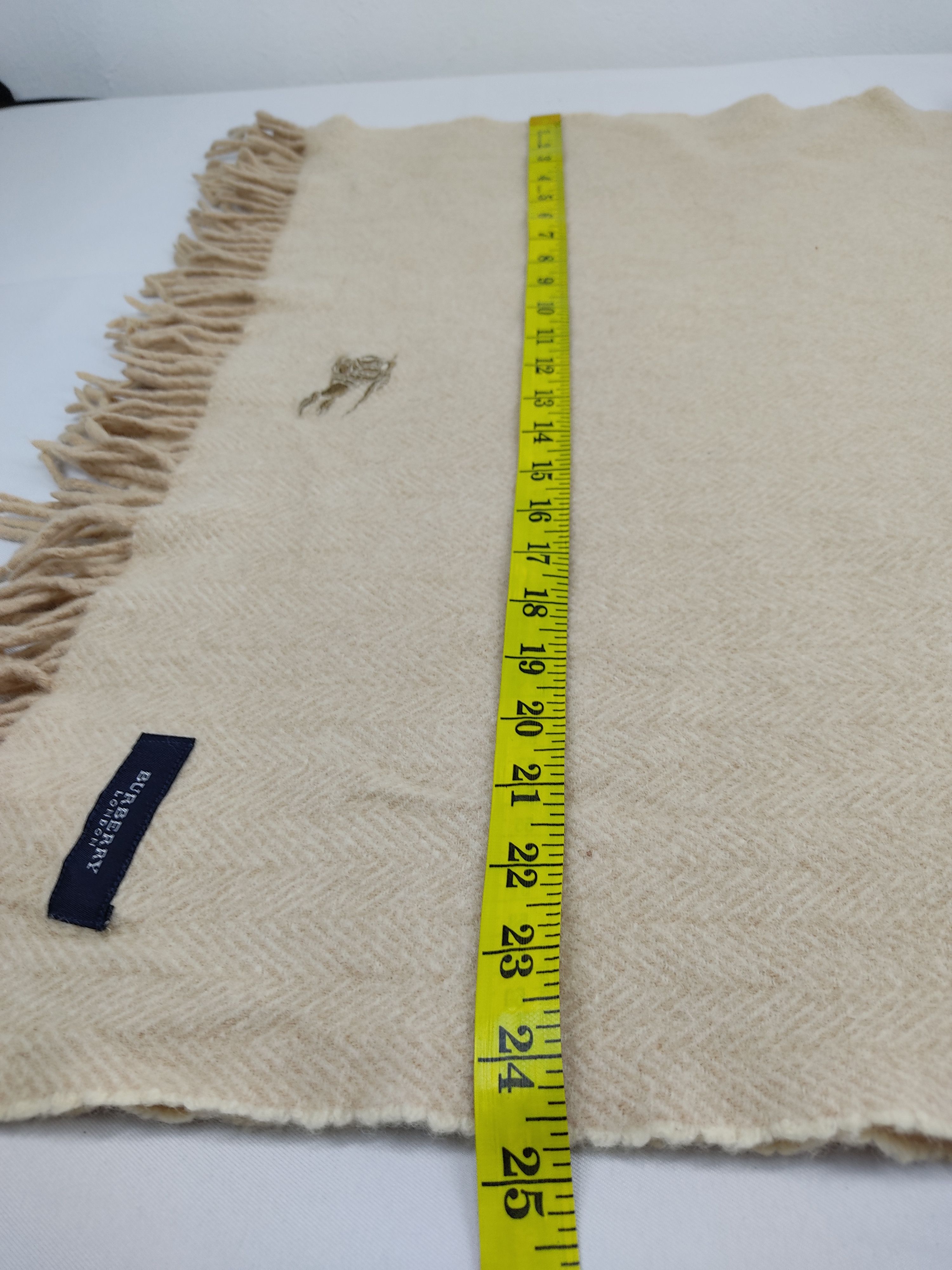 Burberry BURBERRY London Burberrys Embroidery Logo Prorsum Muffler Size ONE SIZE - 5 Thumbnail