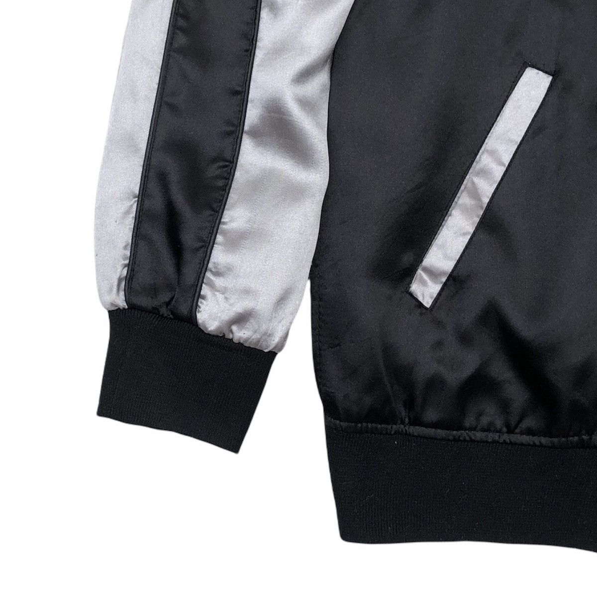Japanese Brand Six Feet Und Punk Rock Grunge Flaming Bones Satin Jacket Size US M / EU 48-50 / 2 - 8 Thumbnail