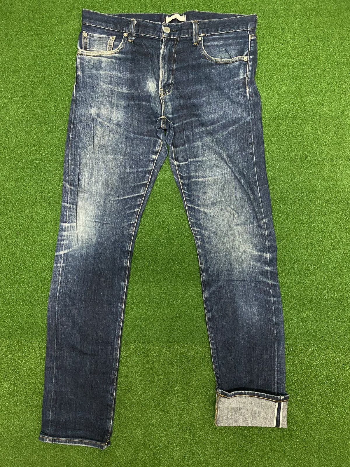 Japanese Brand DISTRESSED UNIQLO SELVAGE DENIM Size US 32 / EU 48 - 1 Thumbnail