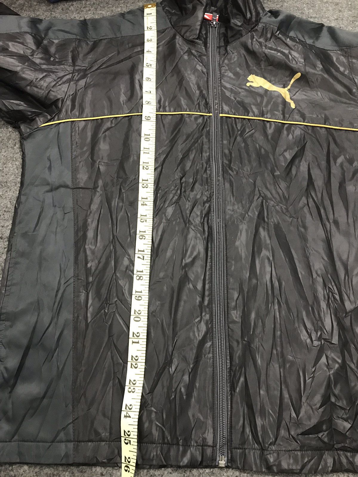 Puma Puma Windbreaker Simple Jacket Jogger Raincoat Big Logo Size US L / EU 52-54 / 3 - 11 Thumbnail