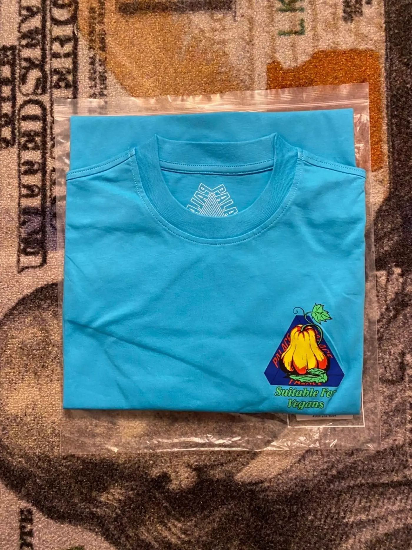 Palace NEIN CHEESE NEIN EGG T-SHIRT BLUE Size US M / EU 48-50 / 2 - 1 Thumbnail