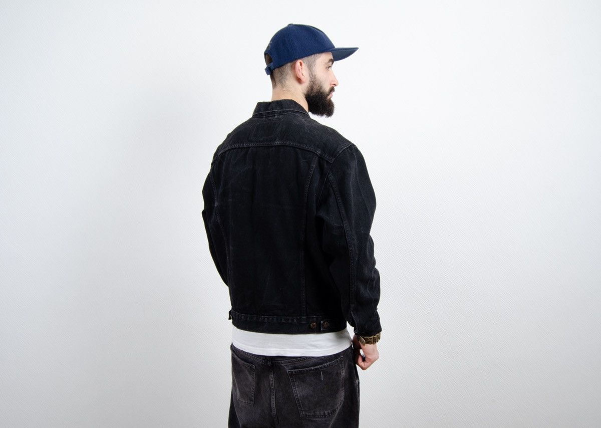 Levi's VINTAGE Levi’s Custom Bandana Distress Trucker Denim Jacket Size US L / EU 52-54 / 3 - 6 Thumbnail