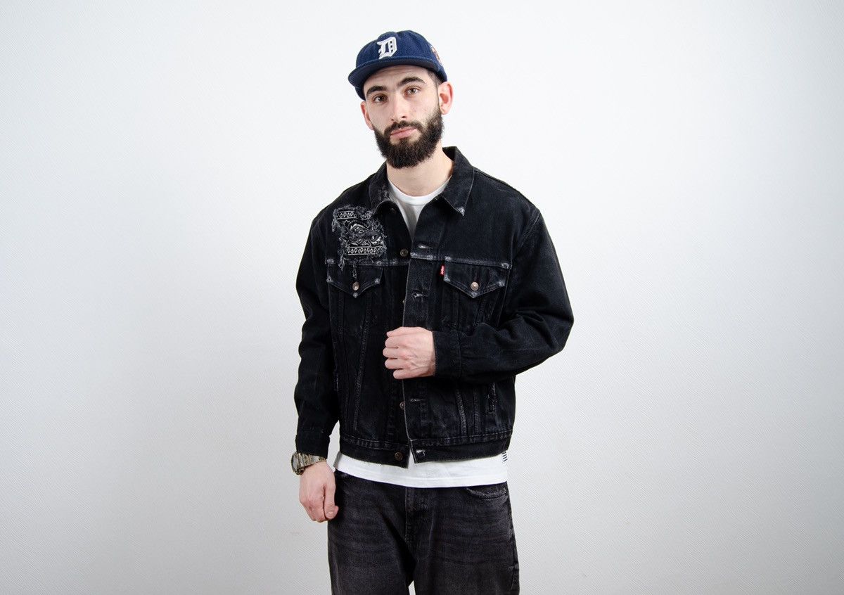 Levi's VINTAGE Levi’s Custom Bandana Distress Trucker Denim Jacket Size US L / EU 52-54 / 3 - 3 Thumbnail