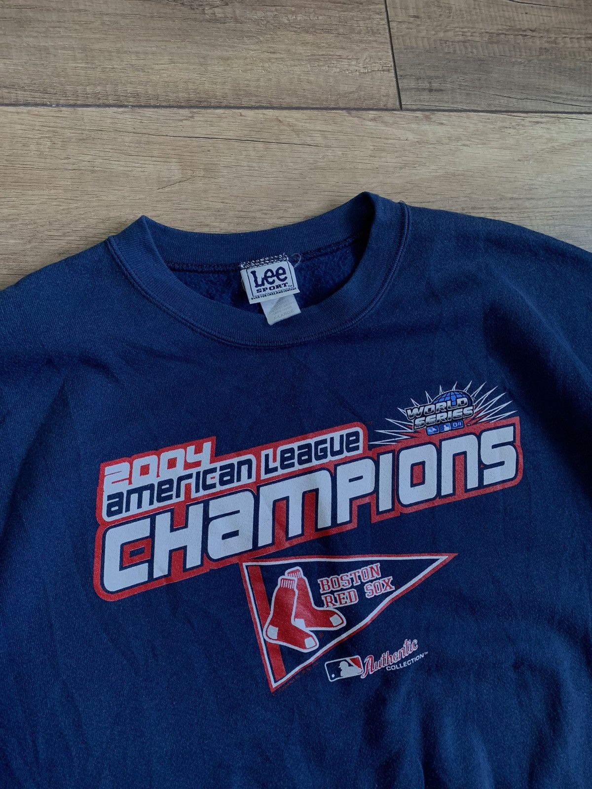 Lee Vintage Lee MLB Boston Red Sox 2004 Champions Sweatshirt Size US XL / EU 56 / 4 - 4 Thumbnail