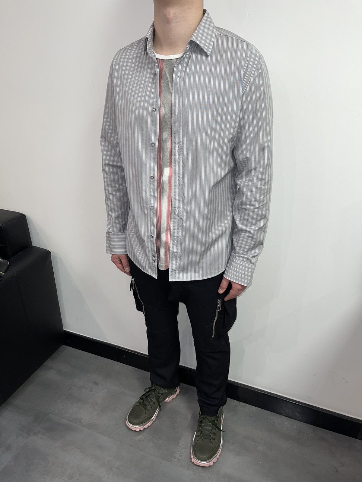 Gucci Gucci Gray Striped Button Up Shirt Size US L / EU 52-54 / 3 - 7 Thumbnail