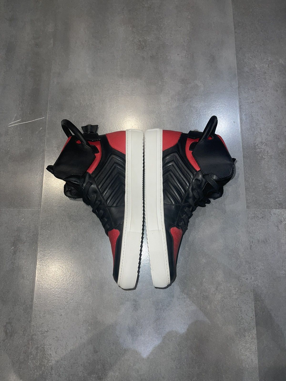 Buscemi Buscemi x Ronnie Fieg x Kith NYC Black Red Bred Sneakers Size US 8 / EU 41 - 13 Thumbnail
