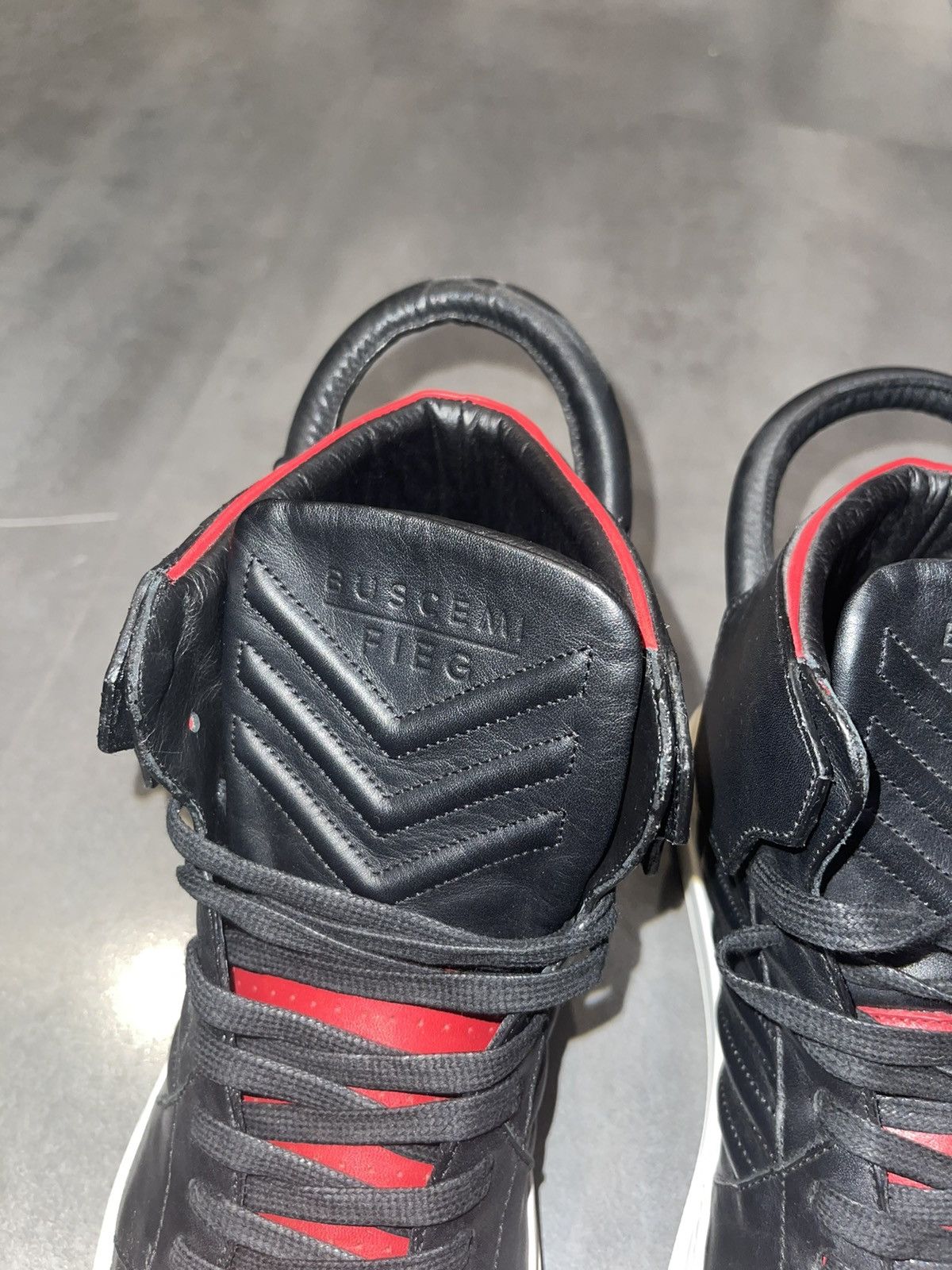 Buscemi Buscemi x Ronnie Fieg x Kith NYC Black Red Bred Sneakers Size US 8 / EU 41 - 12 Thumbnail