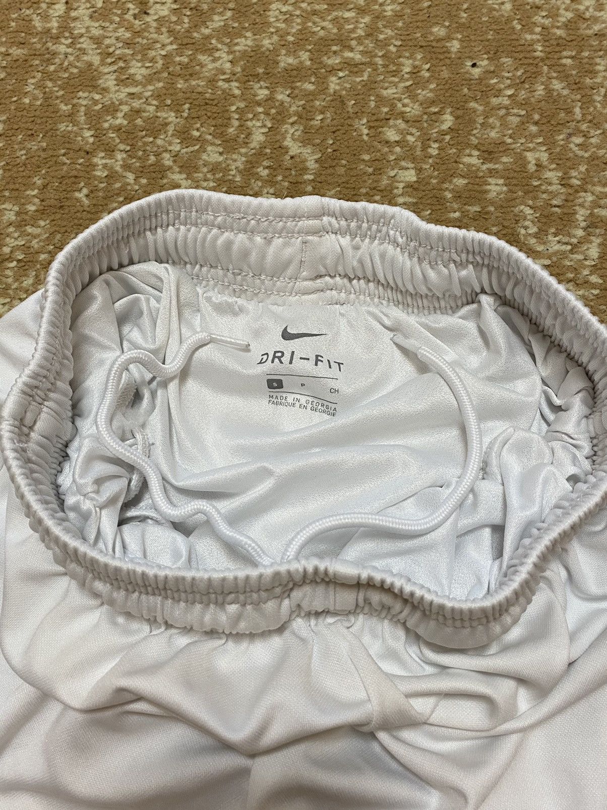 Nike Vintage Nike shorts streetwear swoosh casual y2k size S Size US 30 / EU 46 - 3 Thumbnail