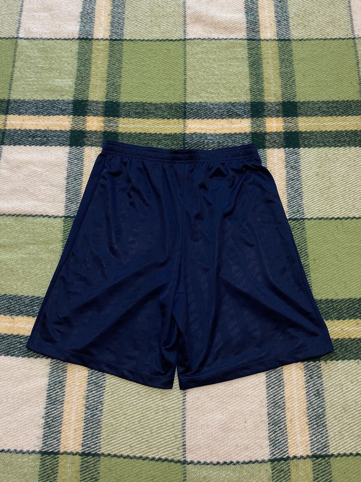 Nike Vintage Nike shorts streetwear swoosh casual y2k size S Size US 30 / EU 46 - 2 Thumbnail