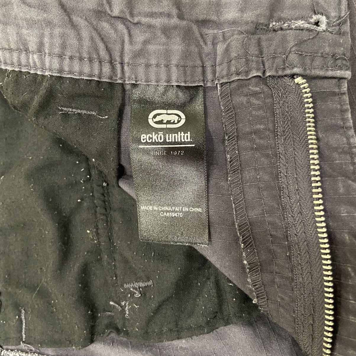 Ecko Unltd. Ecko Unltd Grey Baggy Cargo Shorts Size US 34 / EU 50 - 6 Thumbnail