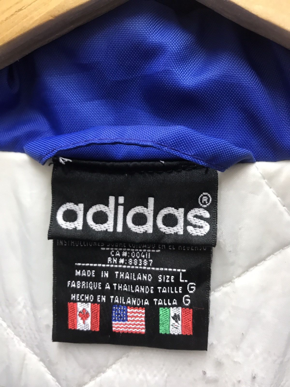 Adidas Vtg Adidas Parka With Three Stripes Padding Quilted Lining Size US L / EU 52-54 / 3 - 10 Thumbnail