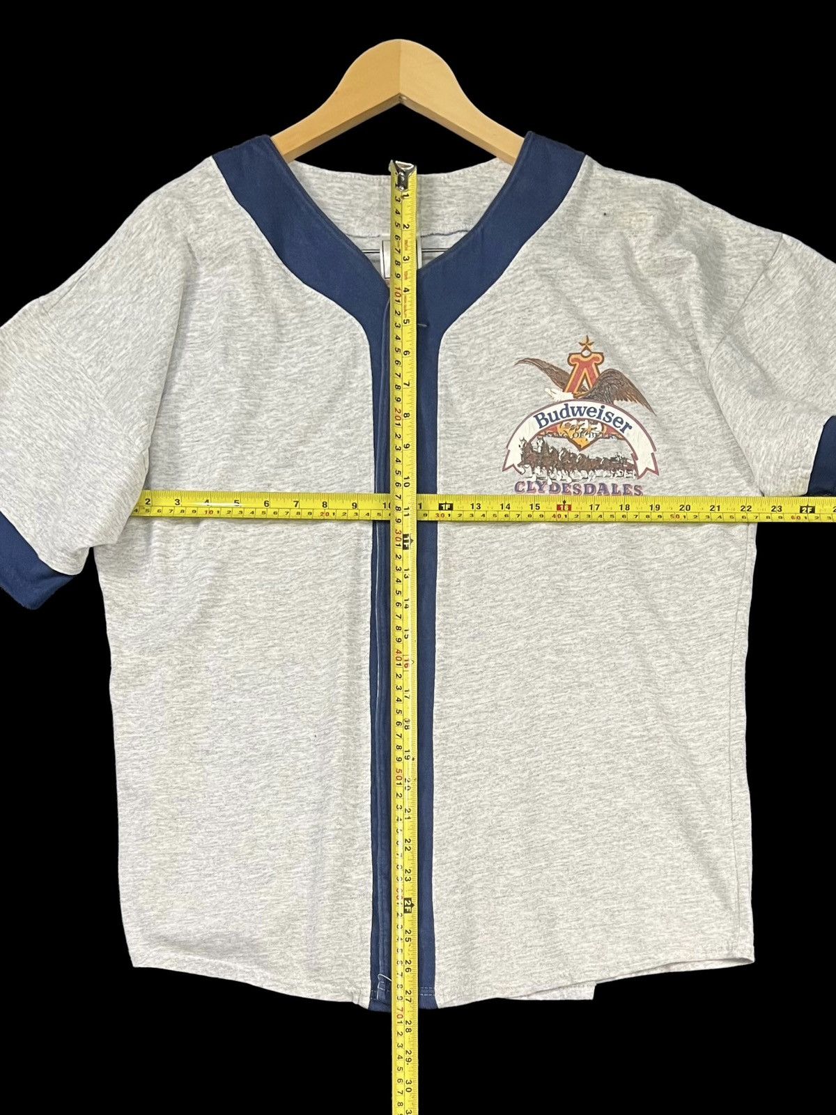 Budweiser × Cowboy Equipment VINTAGE 90s GREY BUDWEISER COWBOYS RAGLAN Size US M / EU 48-50 / 2 - 13 Thumbnail