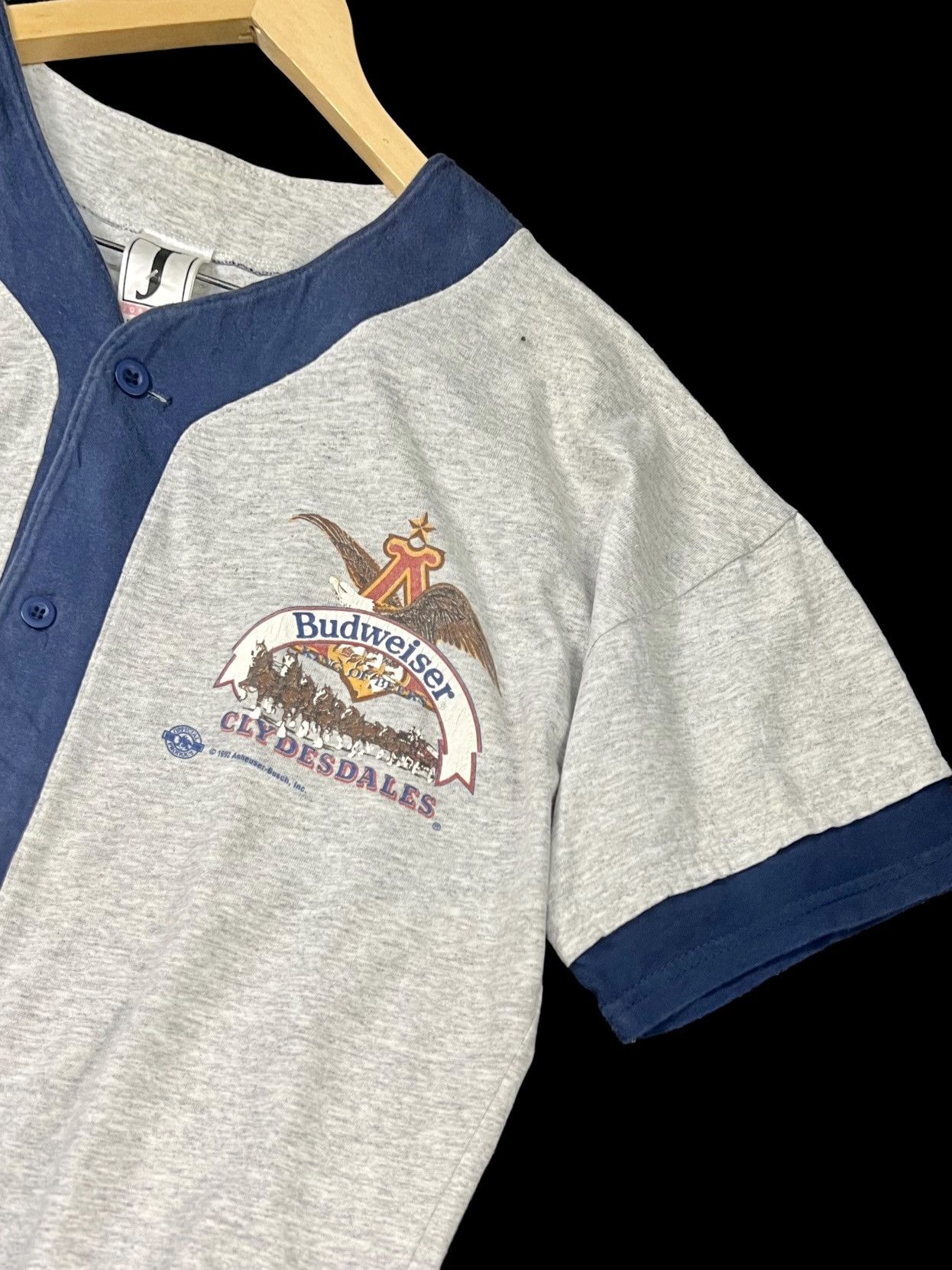 Budweiser × Cowboy Equipment VINTAGE 90s GREY BUDWEISER COWBOYS RAGLAN Size US M / EU 48-50 / 2 - 4 Thumbnail