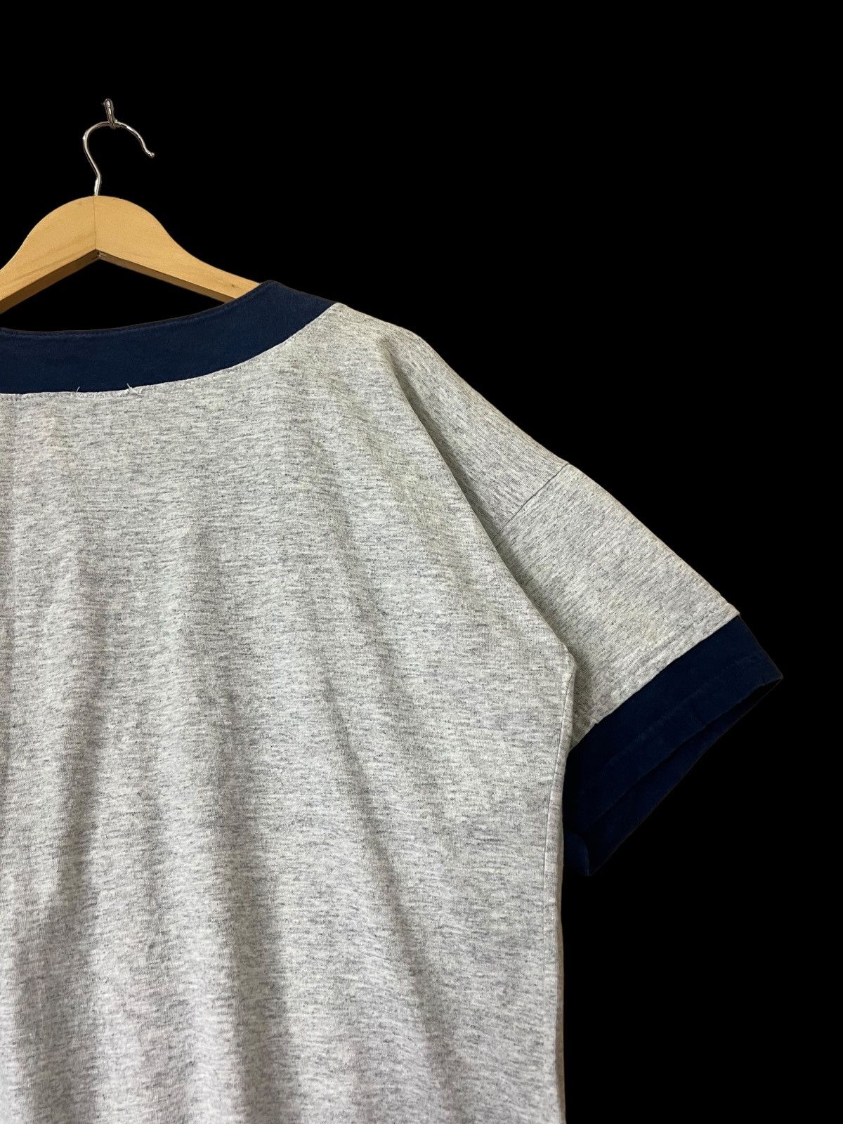 Budweiser × Cowboy Equipment VINTAGE 90s GREY BUDWEISER COWBOYS RAGLAN Size US M / EU 48-50 / 2 - 9 Thumbnail