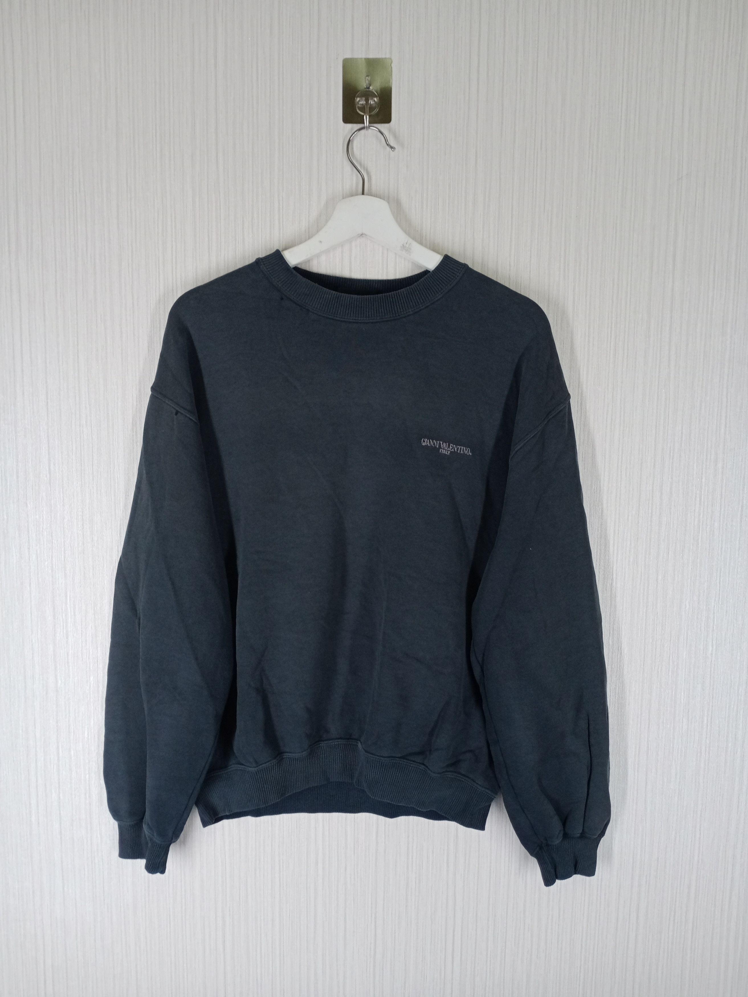 Gianni Valentino Vintage Gianni Valentino Sweatshirt Embroidery Big Logo Size US L / EU 52-54 / 3 - 2 Thumbnail