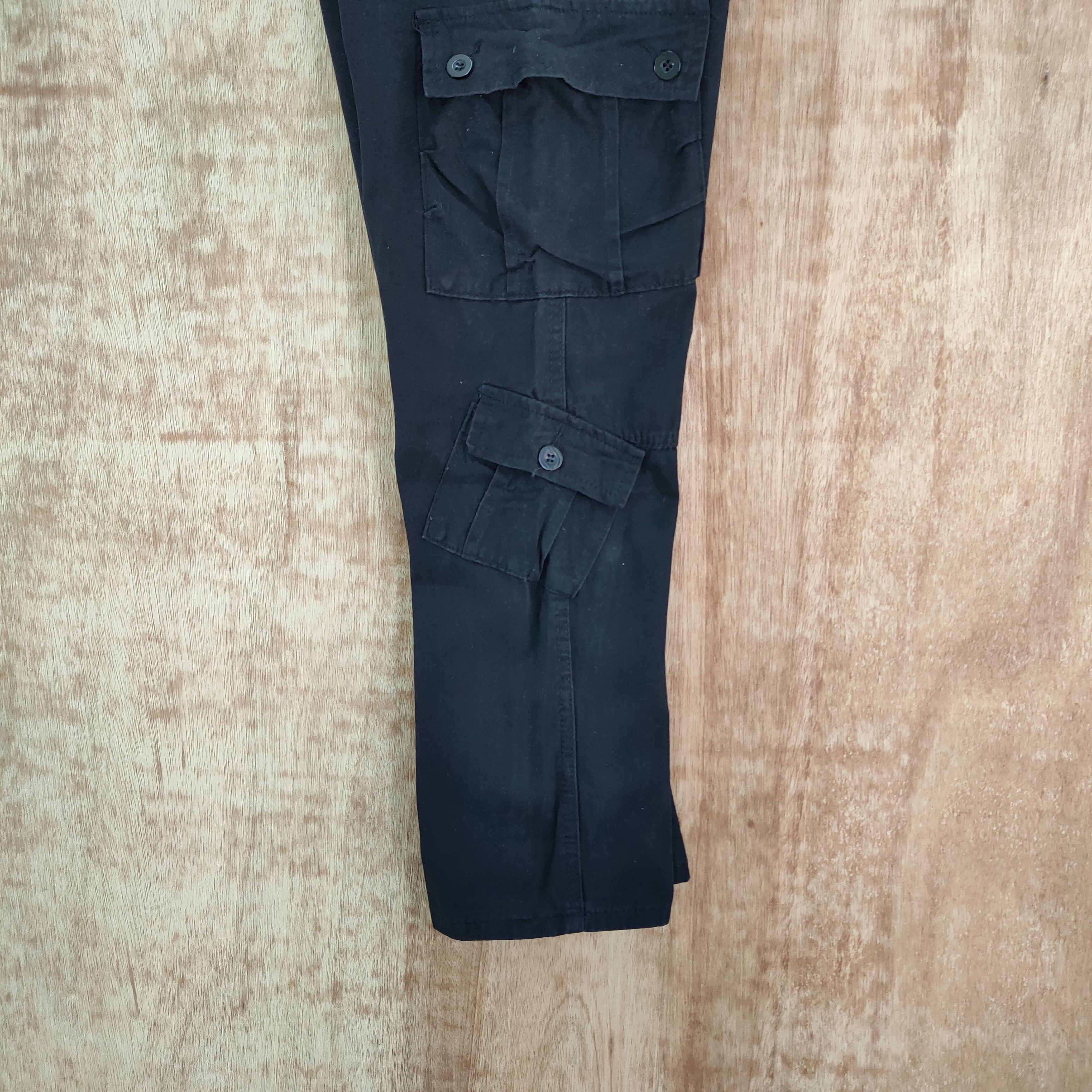 Japanese Brand 8 POCKET JAPANESE BRAND BLACK CARGO PANTS Size US 33 - 10 Thumbnail