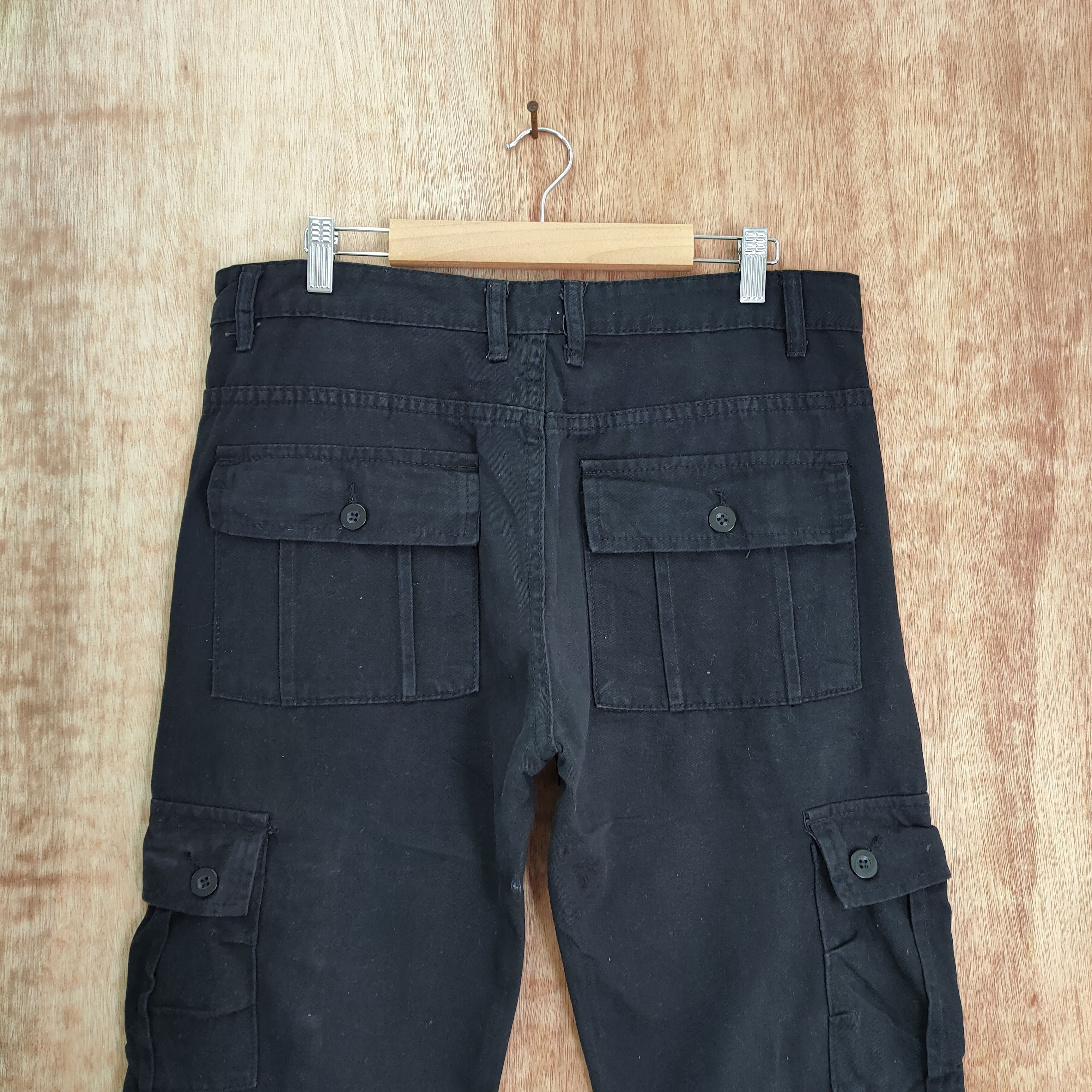 Japanese Brand 8 POCKET JAPANESE BRAND BLACK CARGO PANTS Size US 33 - 7 Thumbnail