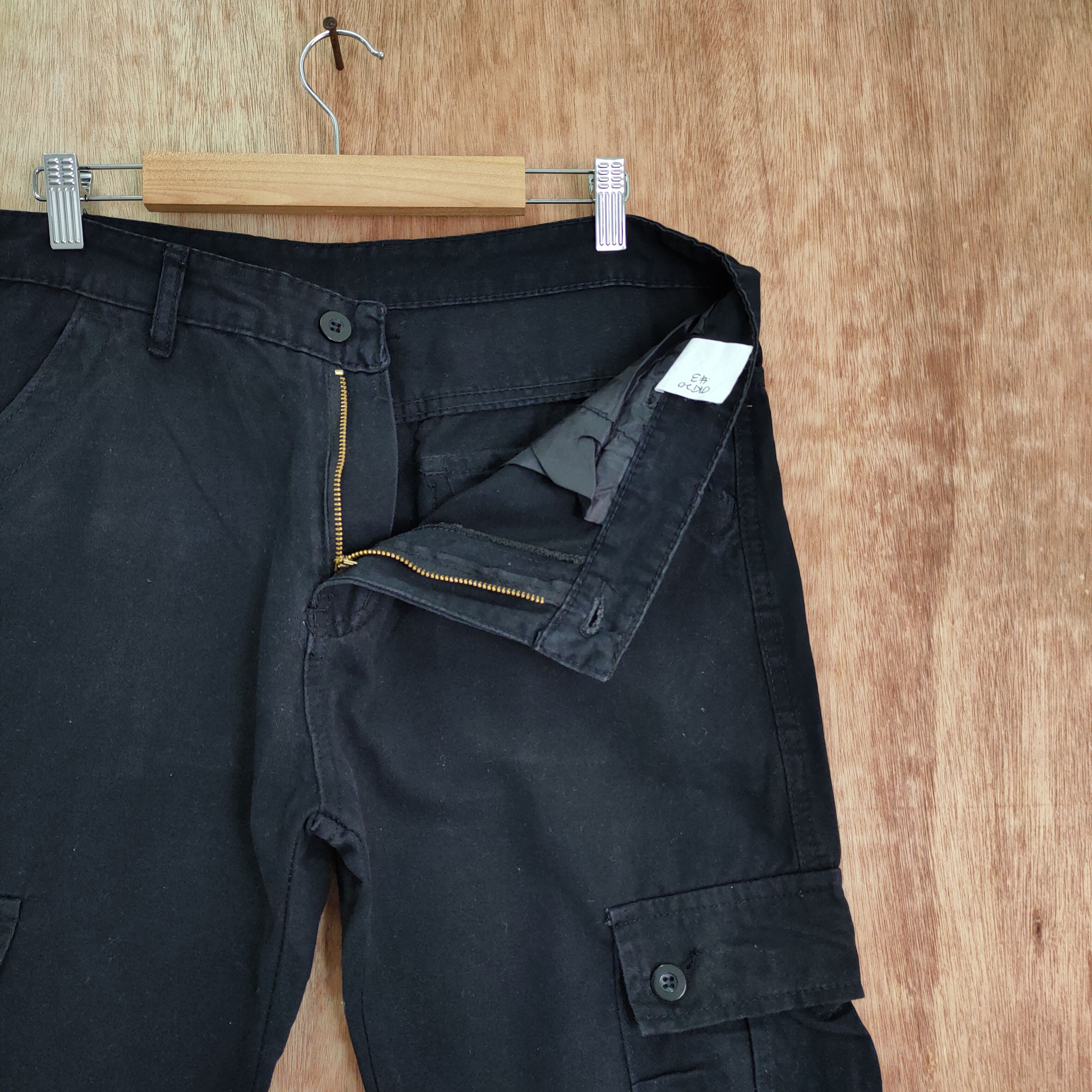 Japanese Brand 8 POCKET JAPANESE BRAND BLACK CARGO PANTS Size US 33 - 4 Thumbnail