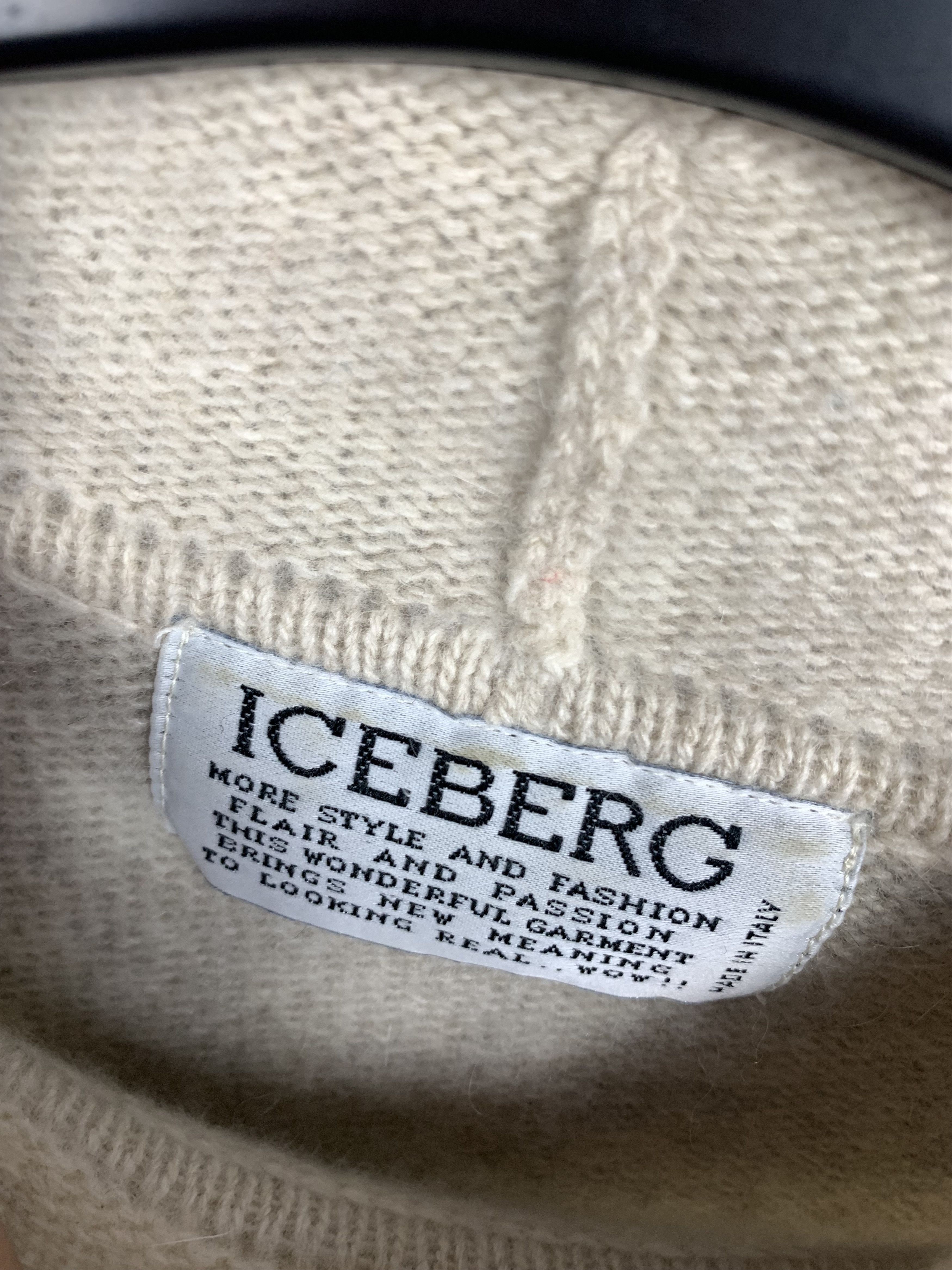 Iceberg Soviet Union Iceberg Vintage Mens Wool Knit Sweater RARE Size US L / EU 52-54 / 3 - 6 Thumbnail
