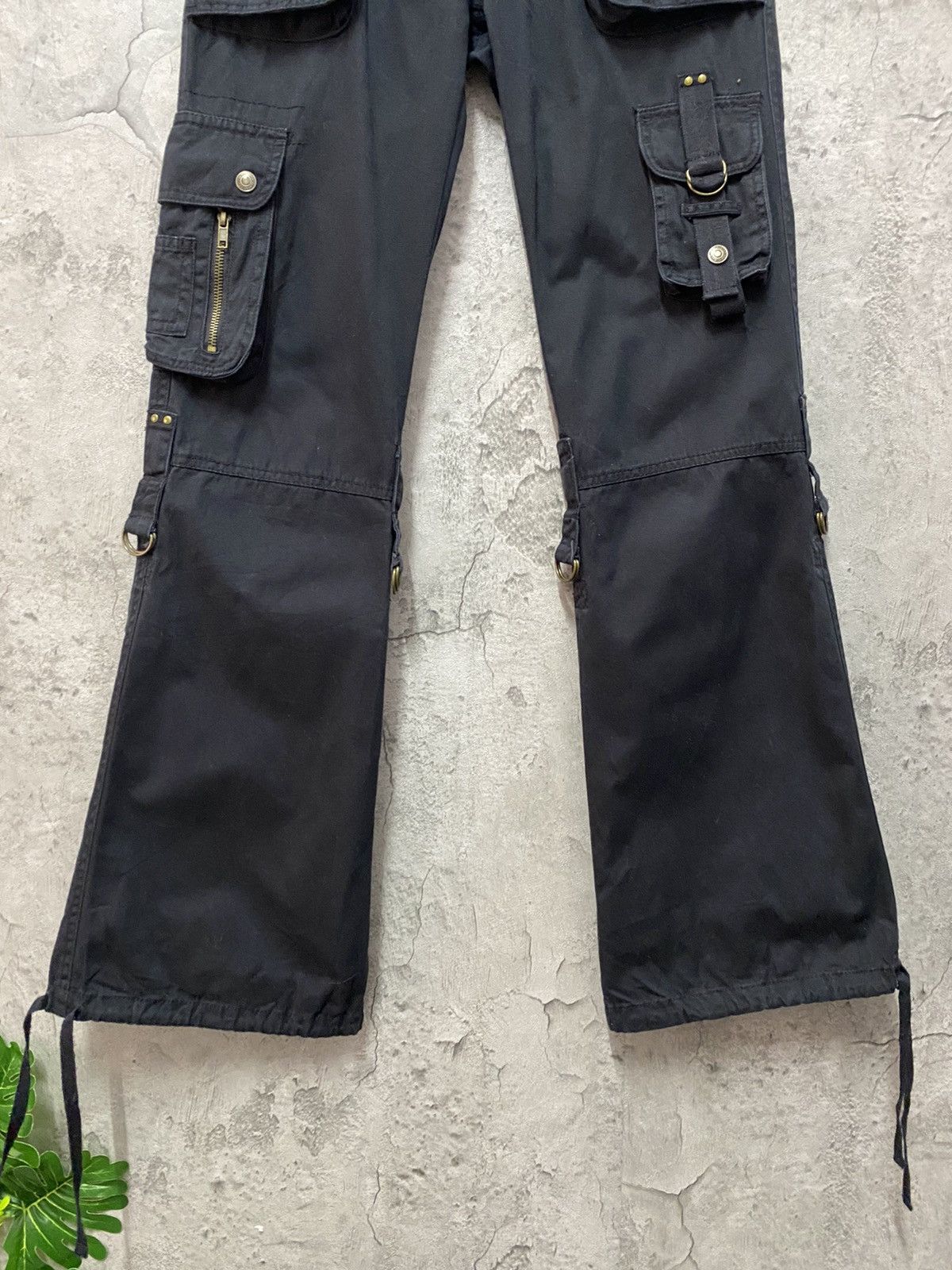 Designer × Japanese Brand Rate Rose Japan Multi Pocket Technical Flared Cargo Pants Size US 28 / EU 44 - 4 Thumbnail