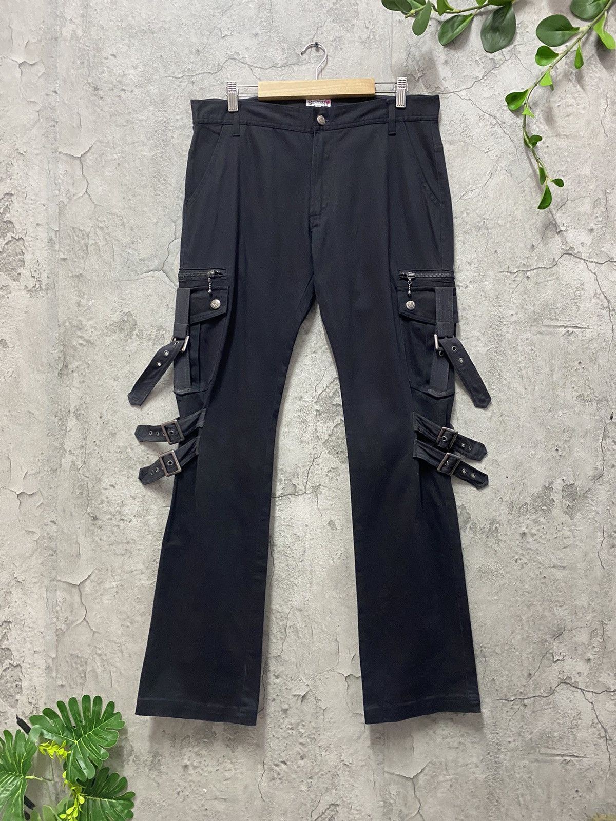 In The Attic × Japanese Brand In The Attic Japan Bondage Multi Pocket Cargo Pants Size US 32 / EU 48 - 1 Thumbnail