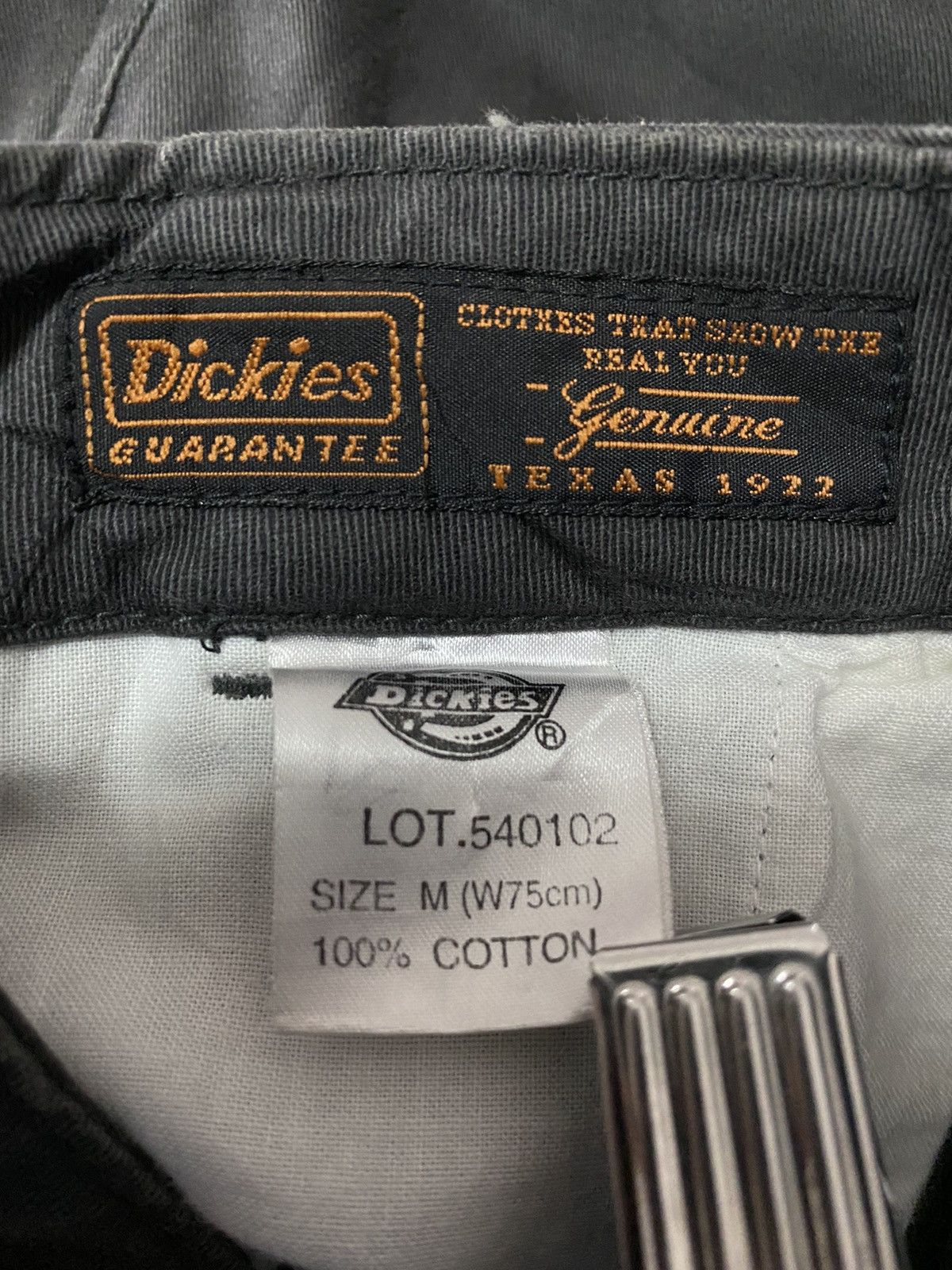 Dickies × Vintage Vintage Dickies Cargo Technical Multi Pocket Baggy Pants Size US 30 / EU 46 - 13 Thumbnail