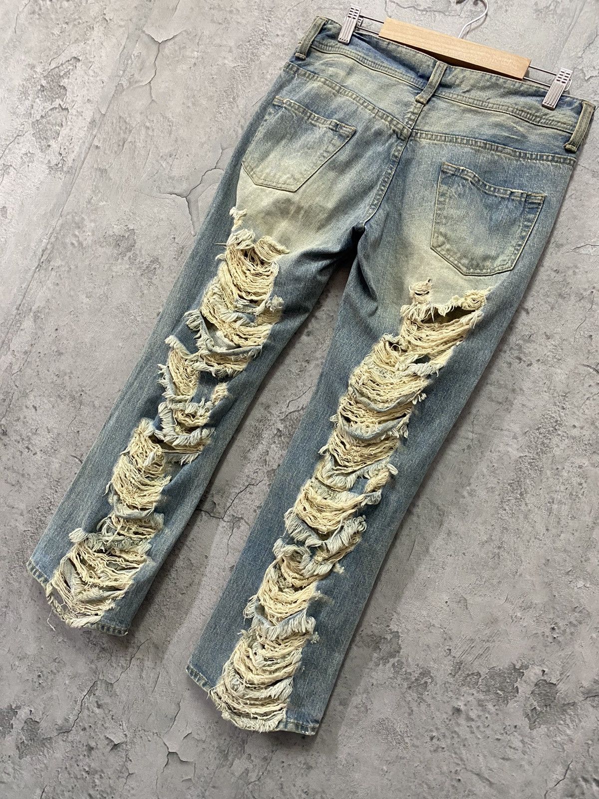 Japanese Brand W♥️C Trashed Distressed Mummy Denim Pants Size US 30 / EU 46 - 7 Thumbnail