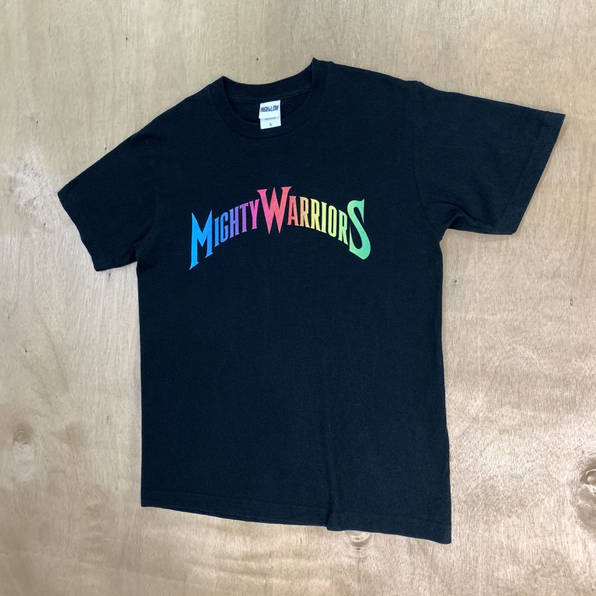 HAL Studios HIGH & LOWS MIGHTY WARRIOR Rainbow Skull Graphic Summer Tee Size US S / EU 44-46 / 1 - 6 Thumbnail