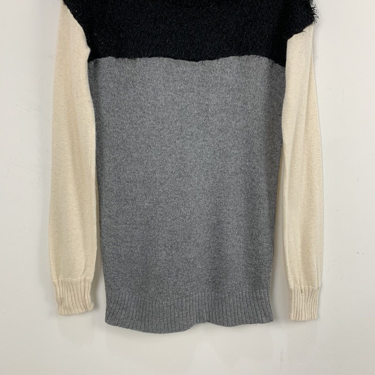 Homespun Knitwear × Japanese Brand 3 Tone Colour Wool Crochet Knitwear Long Sweater Sleepwear Size S / US 4 / IT 40 - 4 Thumbnail