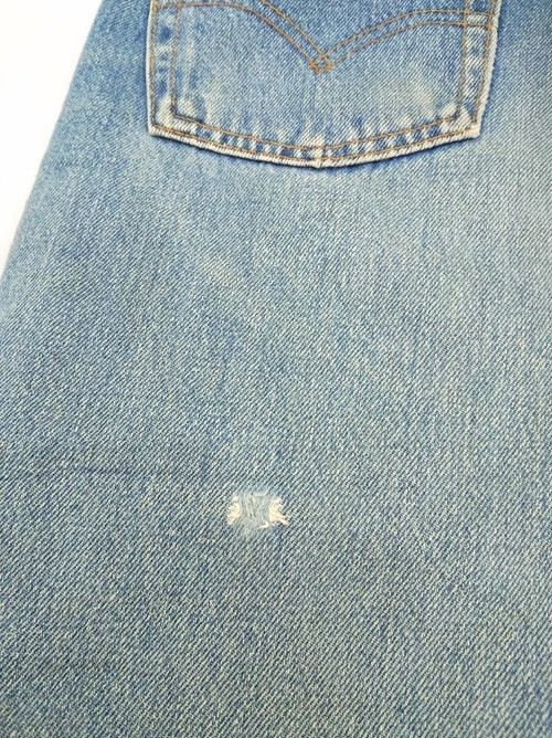 Levi's × Vintage 90s Vintage Levis 501 Made In USA Distressed Jeans 26x29 Size US 26 / EU 42 - 4 Thumbnail