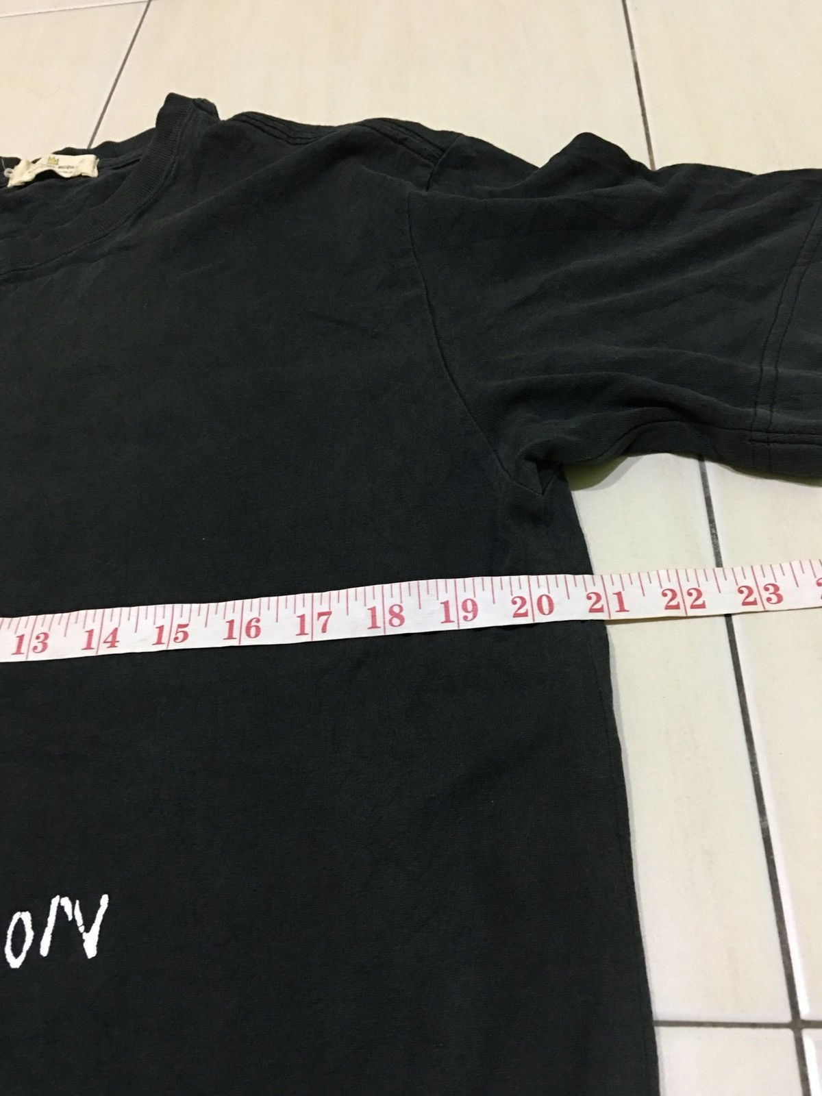 Jean-Michel Basquiat × Uniqlo Jean Michel Basquiat X Uniqlo Jack Johnson Size US L / EU 52-54 / 3 - 8 Thumbnail