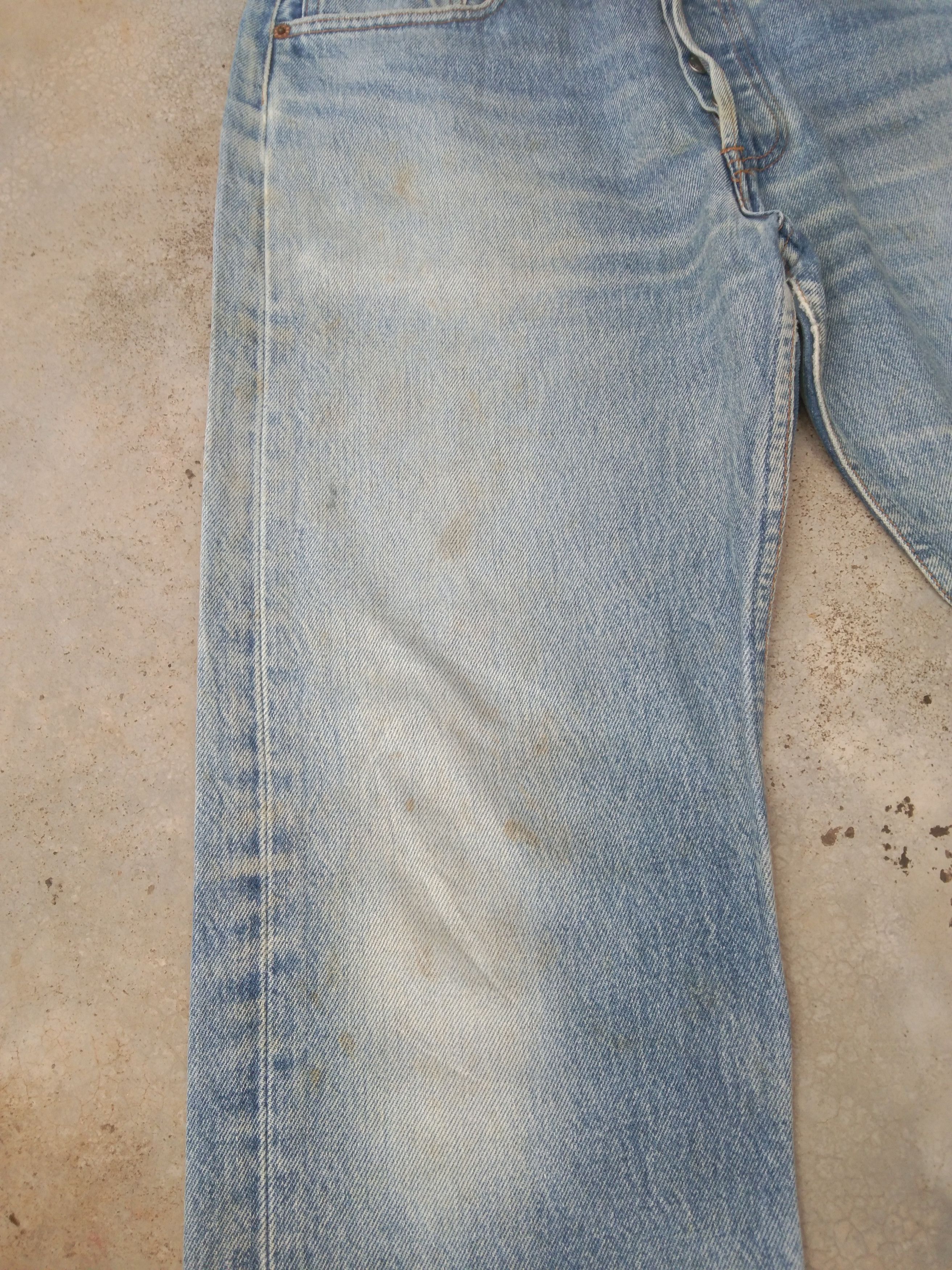 Levi's × Vintage 90s Vintage Levis 501 xx Made In USA Distressed Jeans 31x29 Size US 31 - 7 Thumbnail